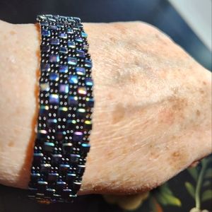 Handcrafted glass bead bracelet